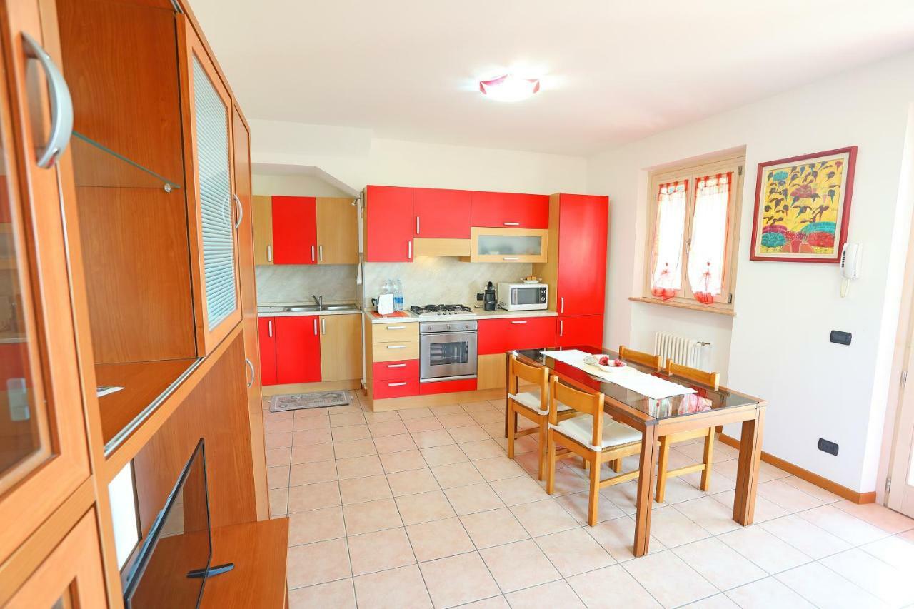 Appartement Casa Vacanze I Borghi à Salionze Extérieur photo