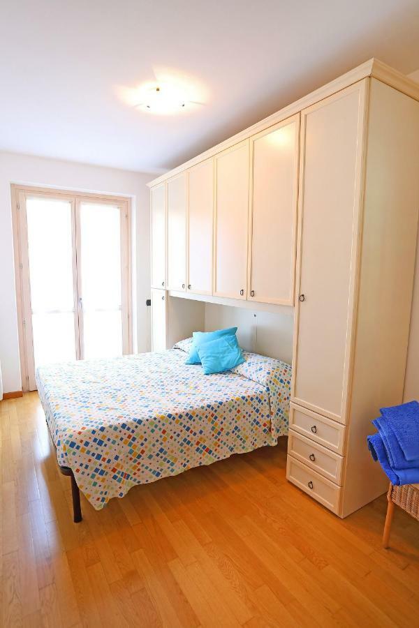 Appartement Casa Vacanze I Borghi à Salionze Extérieur photo