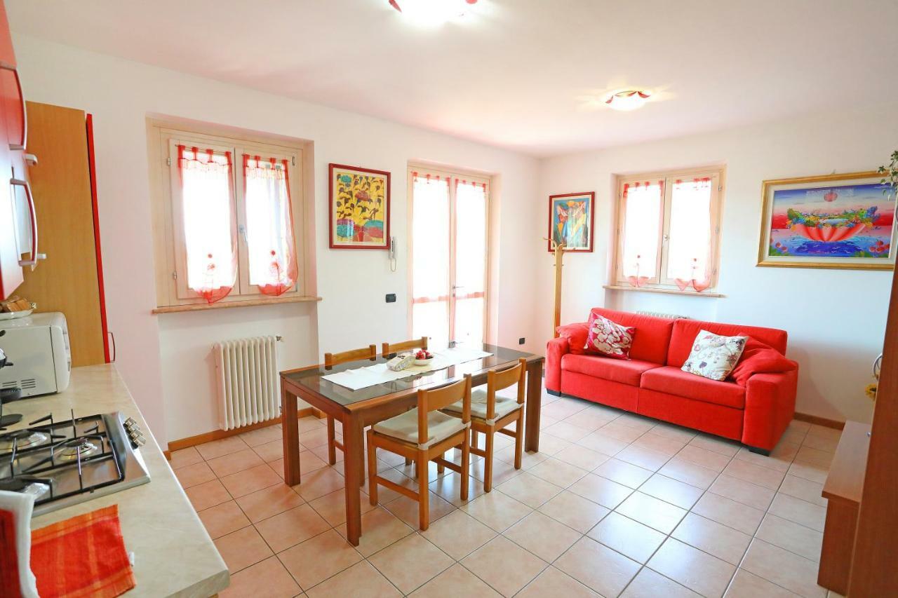 Appartement Casa Vacanze I Borghi à Salionze Extérieur photo